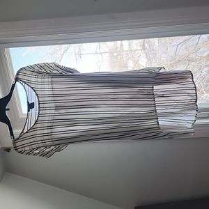 CHECKOUT 1X black and white dress shirt